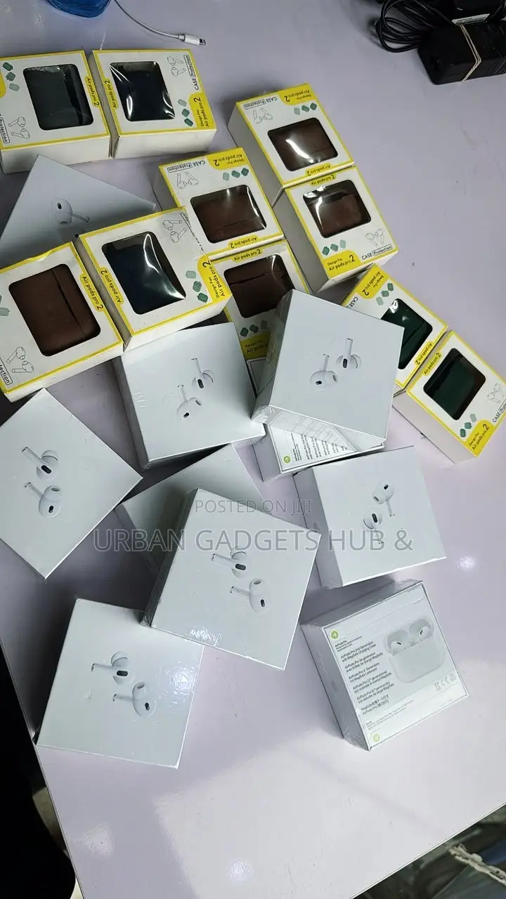 Apple Airpods Pro 2 With Free Case