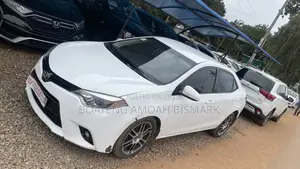 Toyota Corolla 2016 White