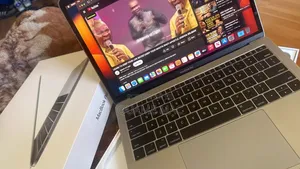 Laptop Apple MacBook Air 8GB Intel Core i5 HDD 128GB
