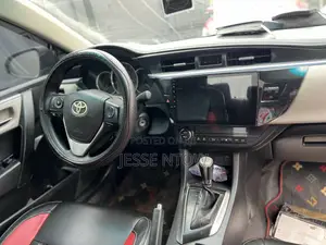Toyota Corolla 2016 Gray