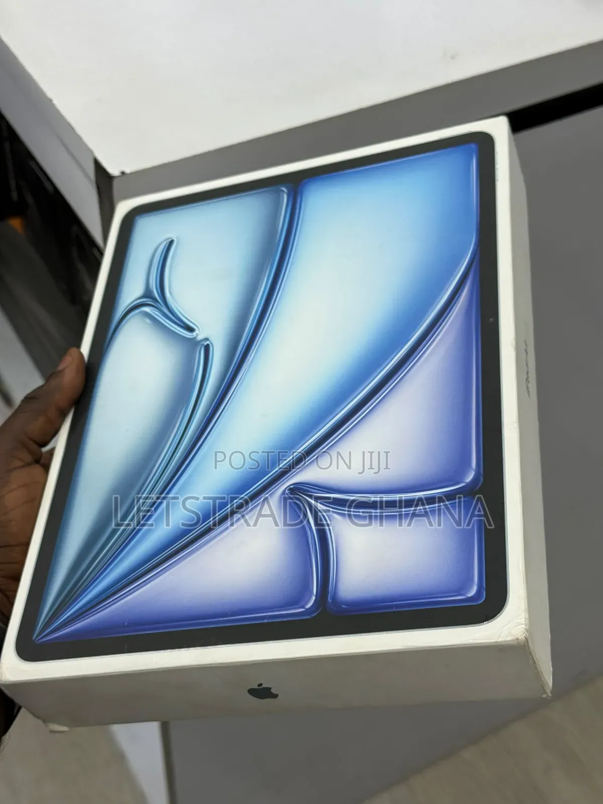 New Apple iPad Air 11 (2026) 128 GB Blue