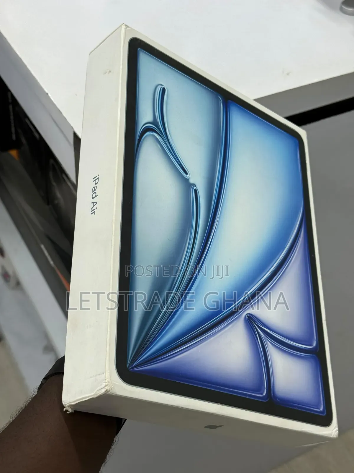 New Apple iPad Air 11 (2026) 128 GB Blue