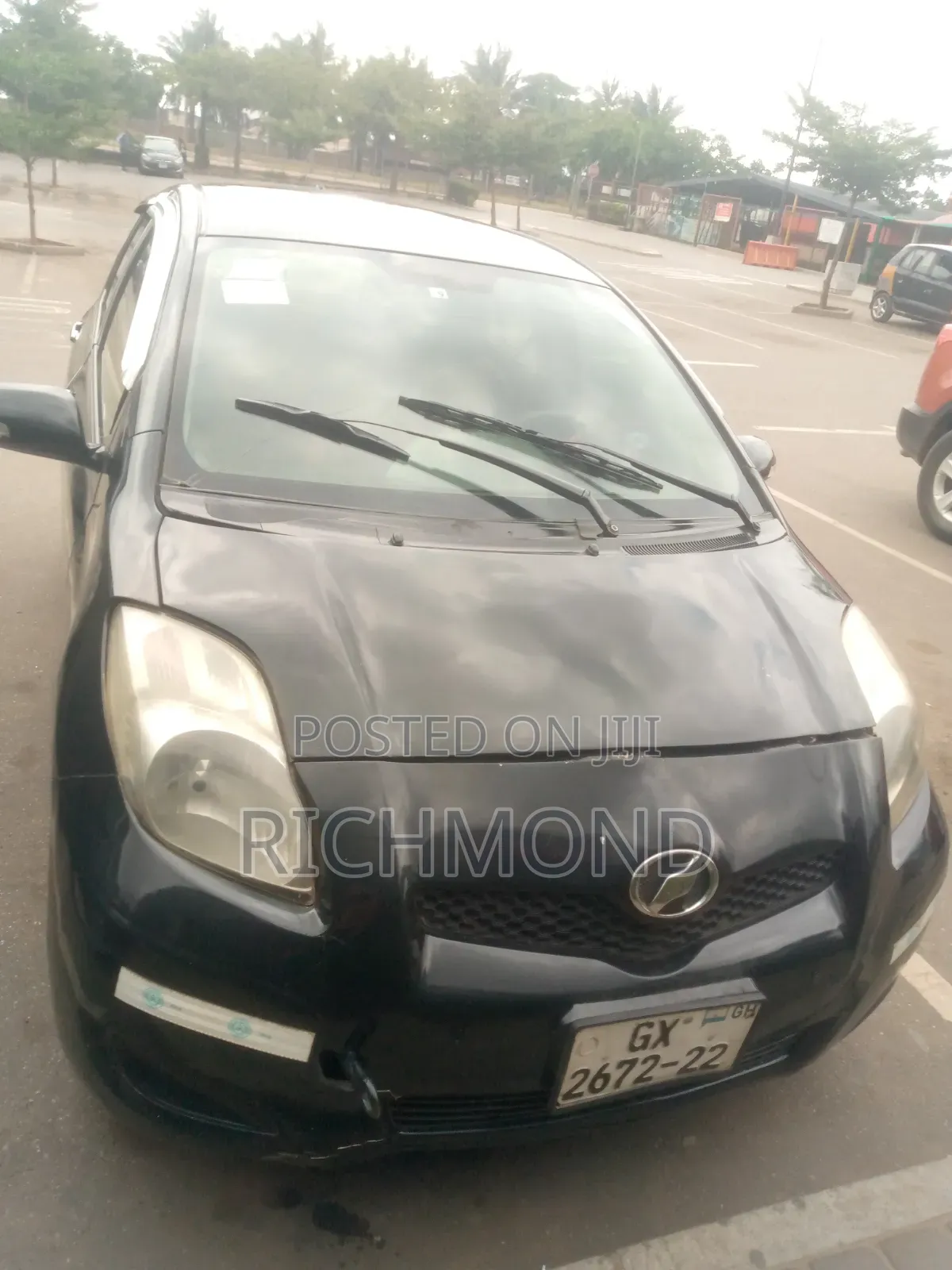 Toyota Vitz 1.3 AWD 3dr 2010 Black