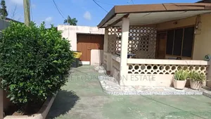 3bdrm House in Dansoman for sale