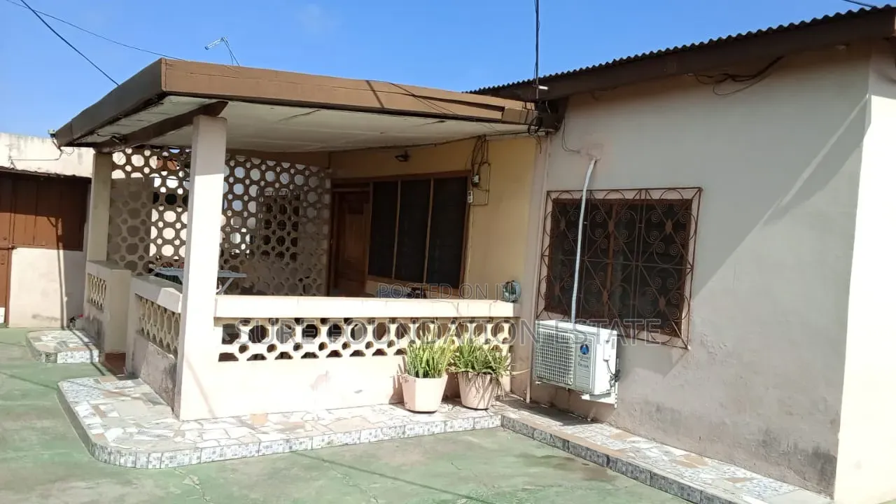 3bdrm House in Dansoman for sale