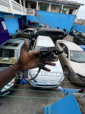 Hyundai Elantra 2023-2026 Reverse Camera Available