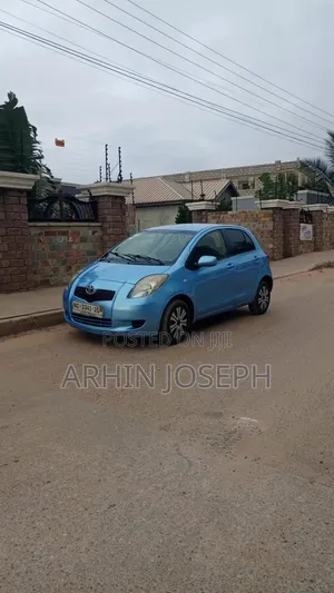 Toyota Vitz 2010 Blue