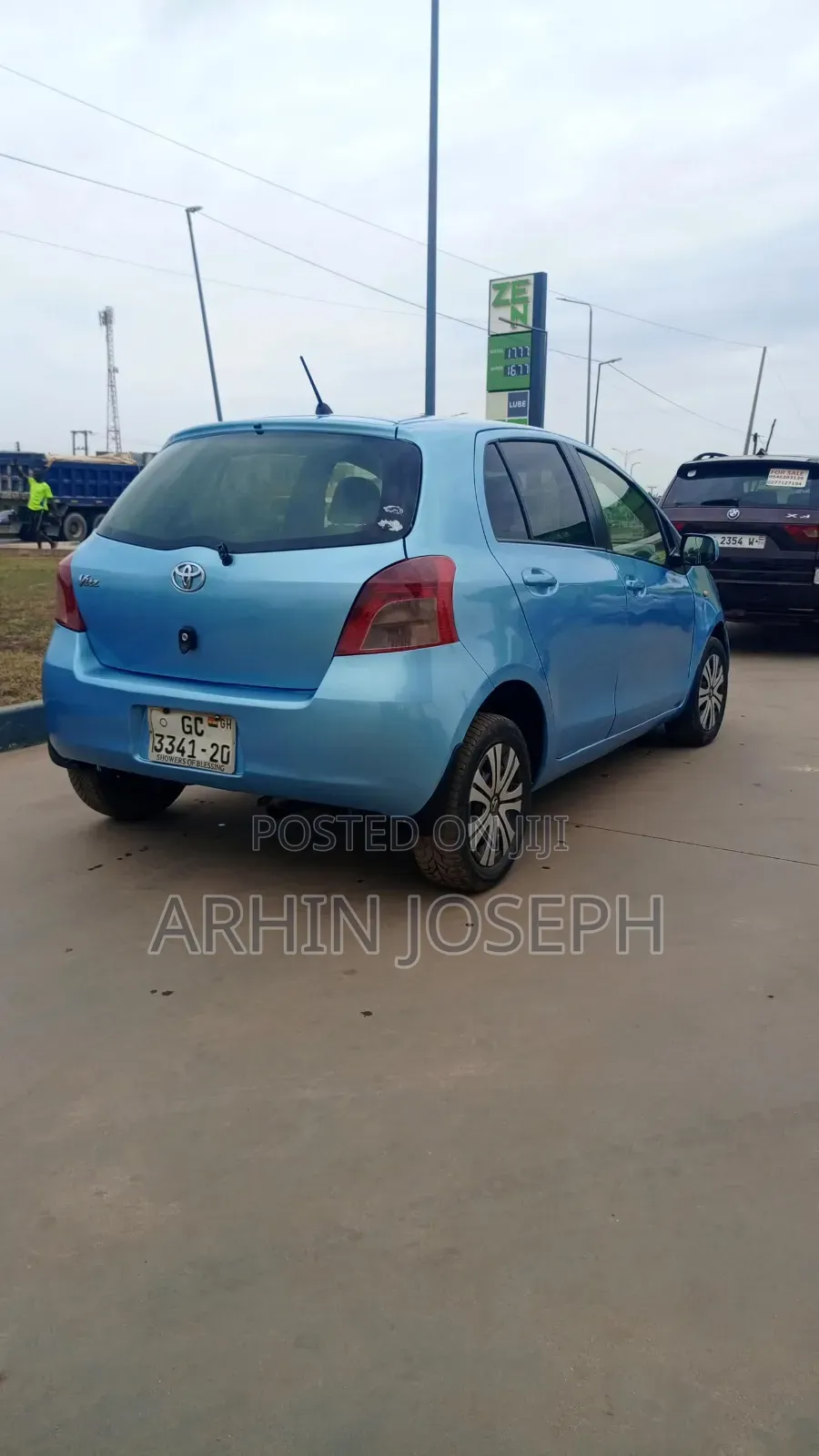 Toyota Vitz 2010 Blue