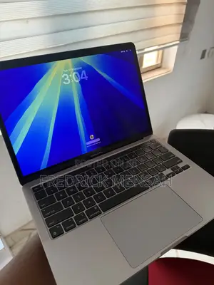 Laptop Apple MacBook Pro 2020 8GB Apple M1 Pro eMMC 256GB