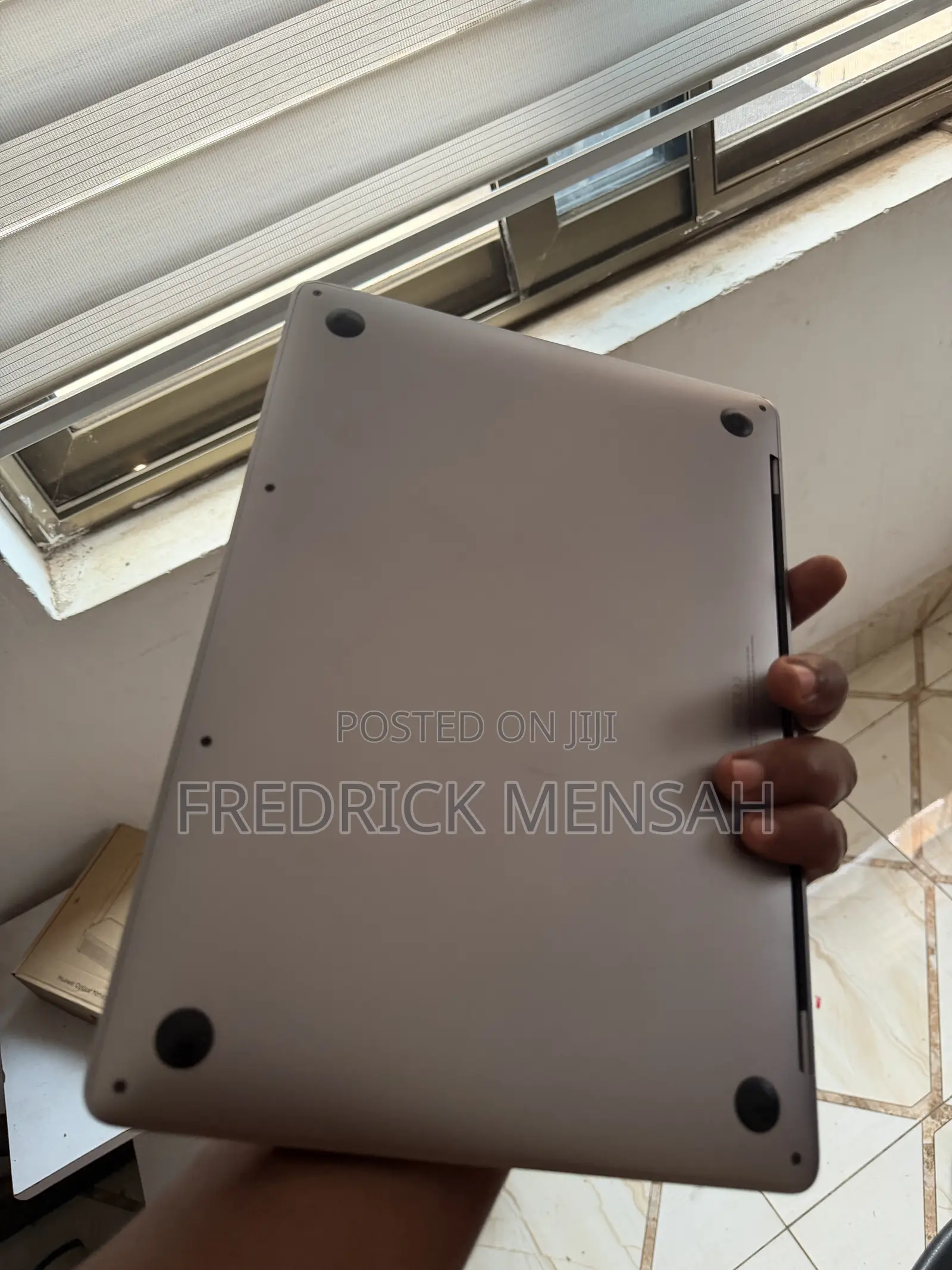 Laptop Apple MacBook Pro 2020 8GB Apple M1 Pro eMMC 256GB