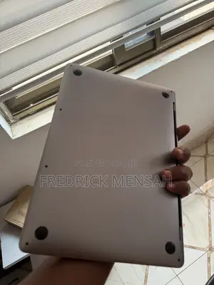 Laptop Apple MacBook Pro 2020 8GB Apple M1 Pro eMMC 256GB