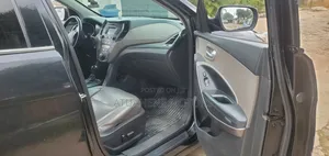 Hyundai Santa Fe 2016 Black