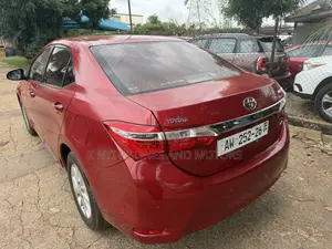 Toyota Corolla LE Eco 4dr Sedan (1.8L 4cyl CVT) 2016 Red