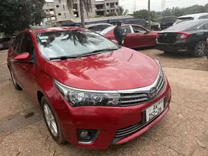 Toyota Corolla LE Eco 4dr Sedan (1.8L 4cyl CVT) 2016 Red