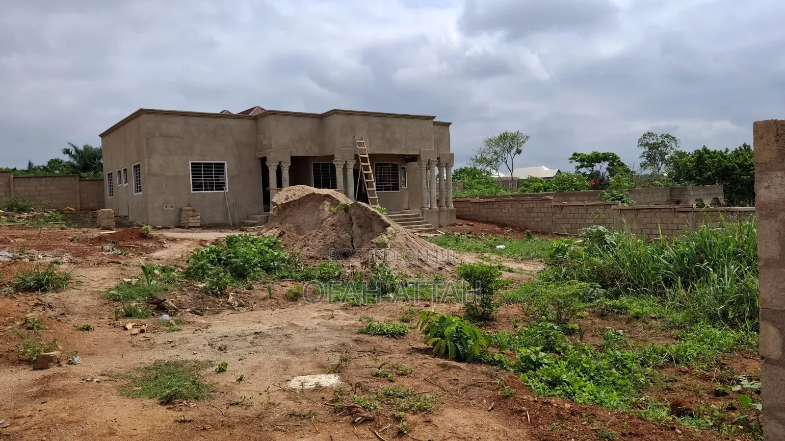 3bdrm House in Akom Kumasi for sale
