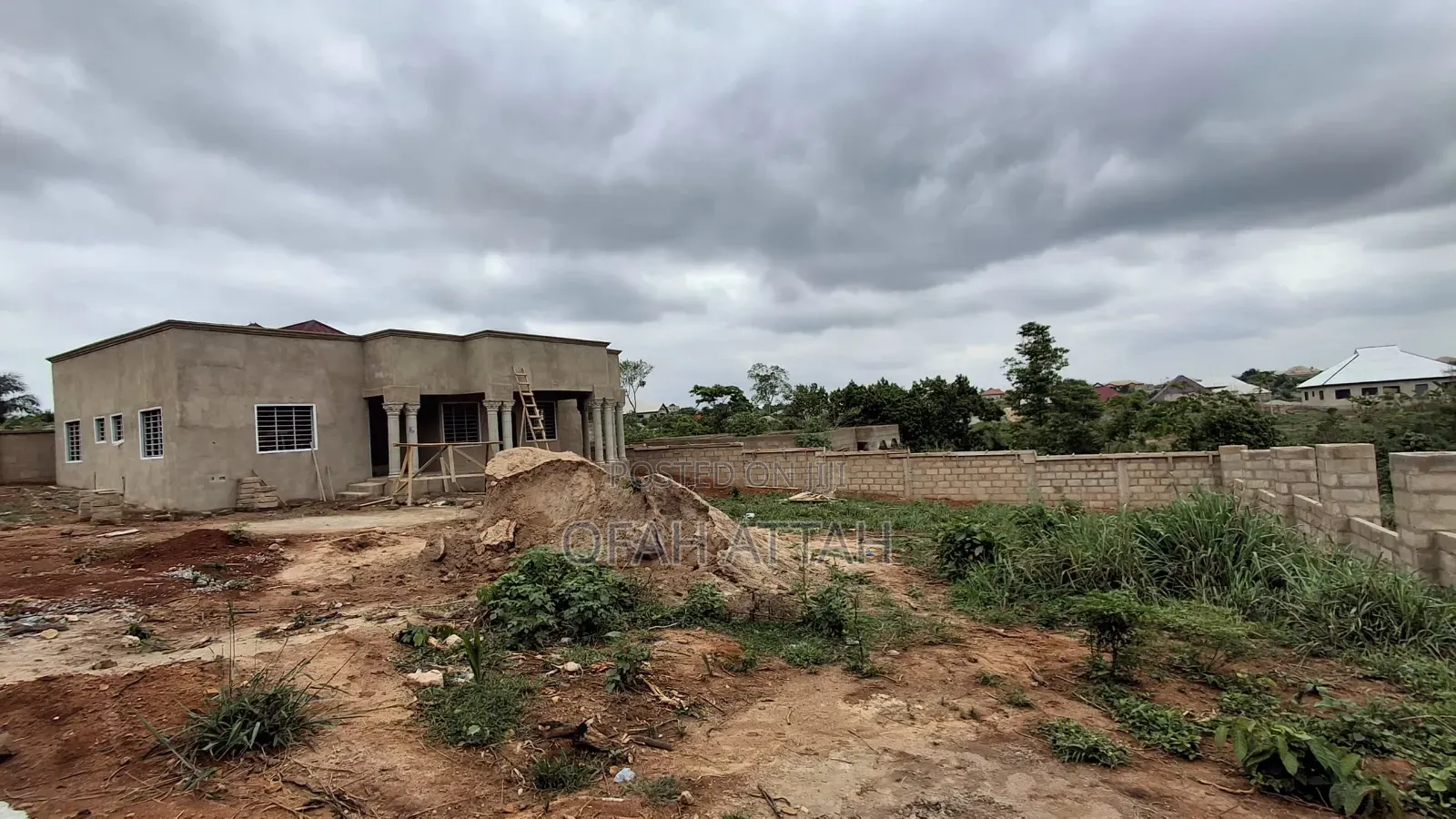 3bdrm House in Akom Kumasi for sale