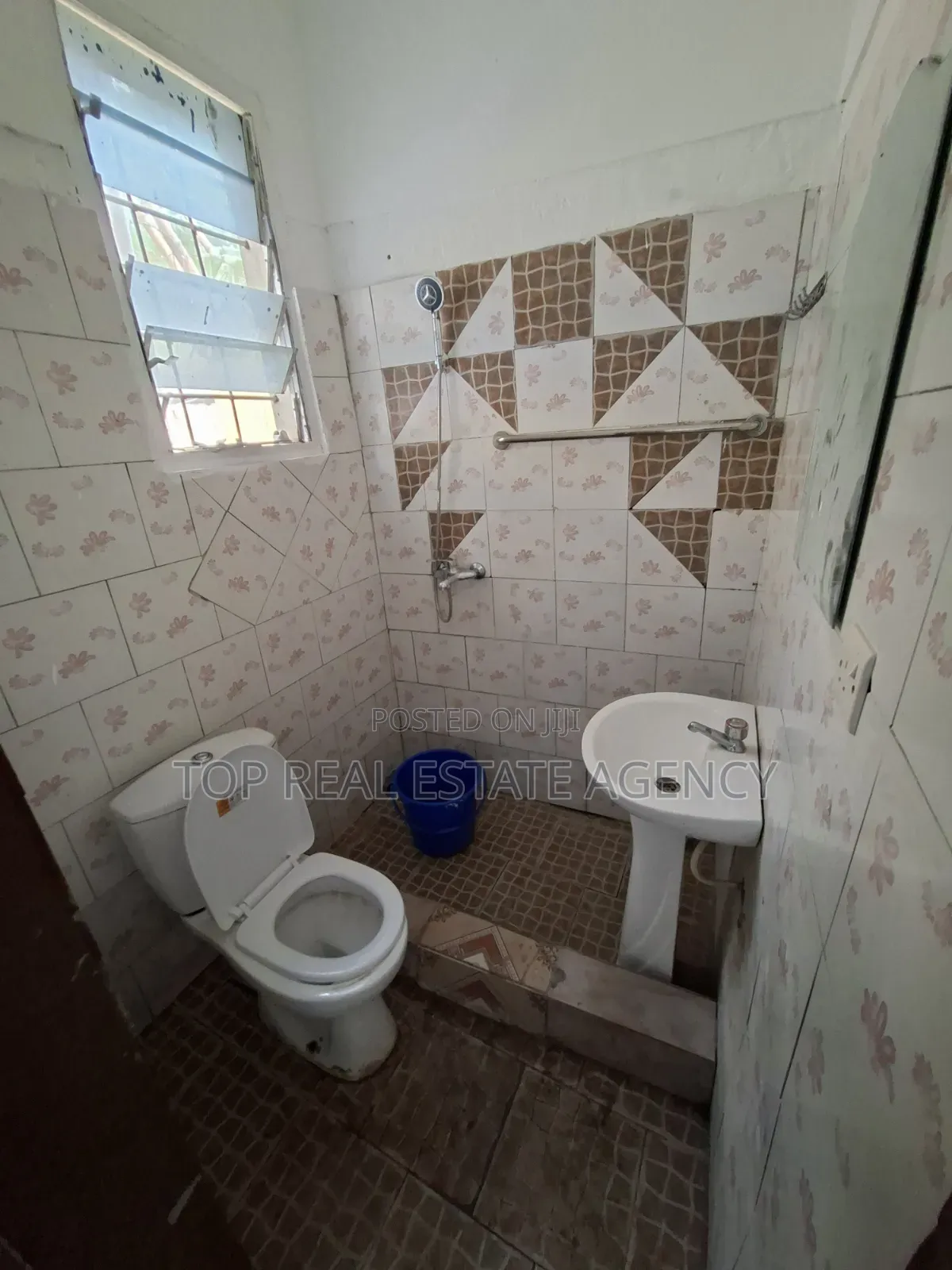 2bdrm Apartment in North Legon for rent