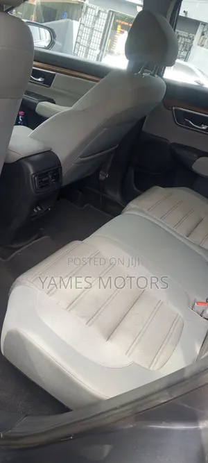 Honda CR-V 2018 Gray
