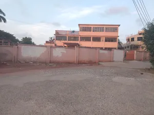 14bdrm House in Dansoman for sale