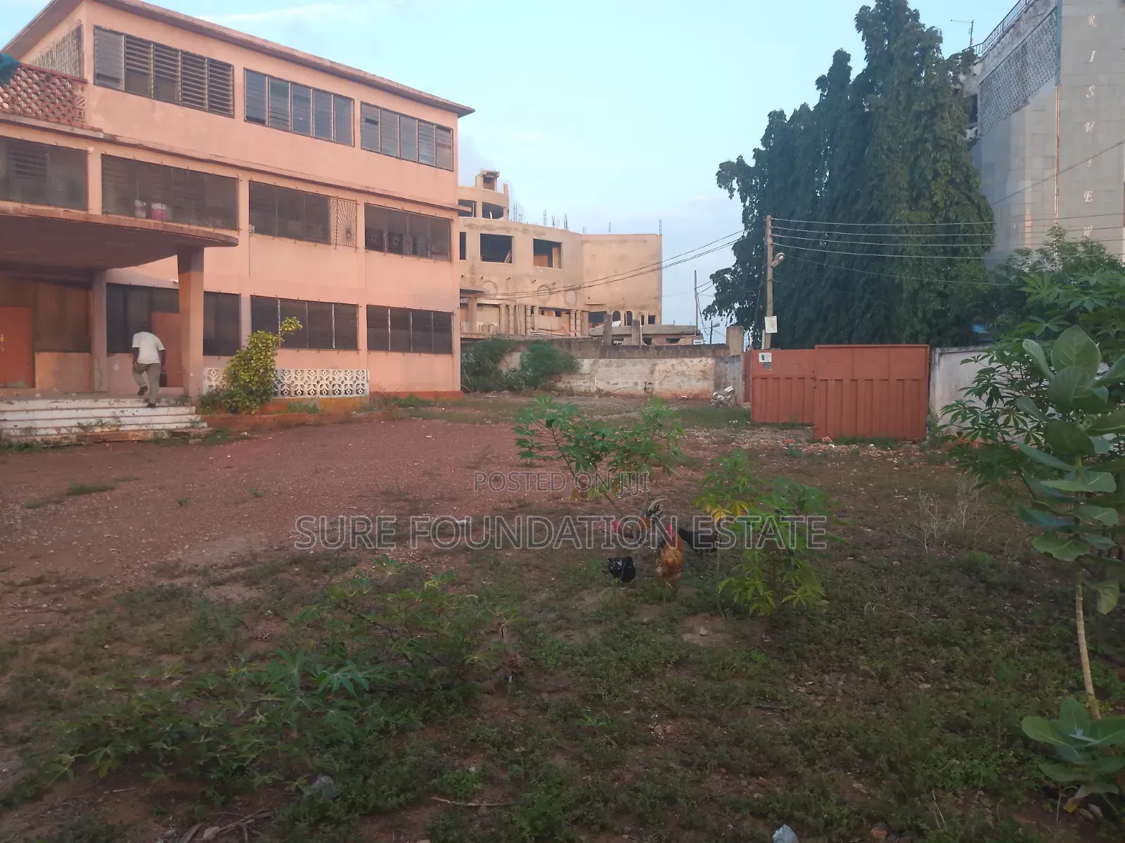 14bdrm House in Dansoman for sale