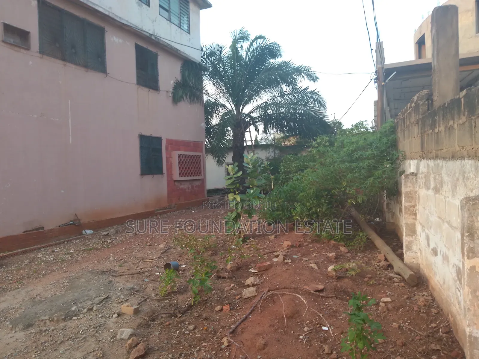 14bdrm House in Dansoman for sale