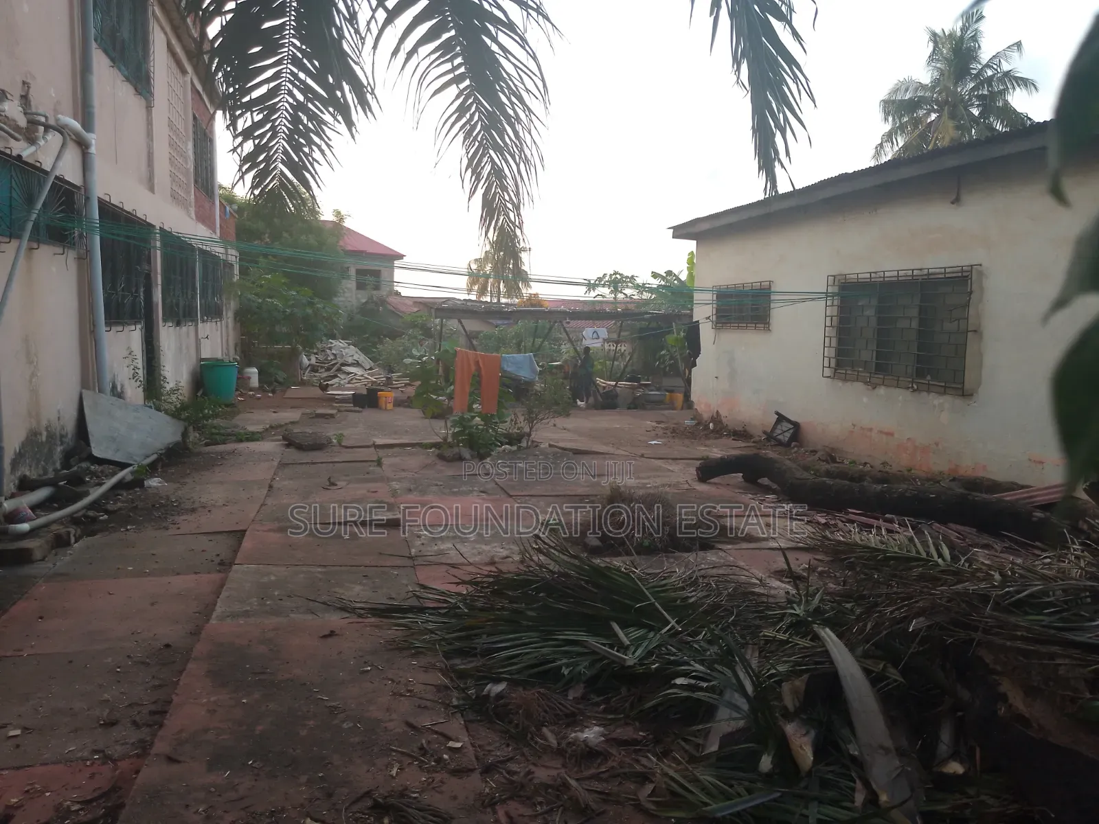 14bdrm House in Dansoman for sale