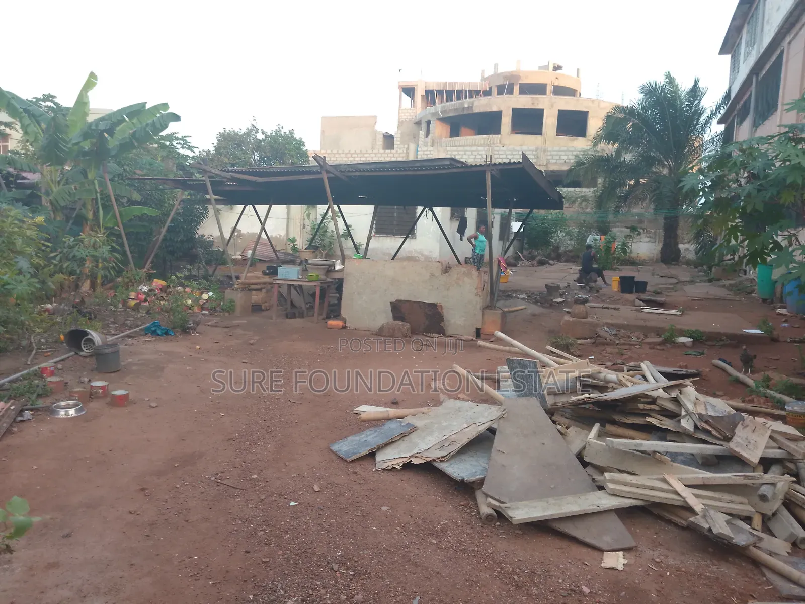 14bdrm House in Dansoman for sale