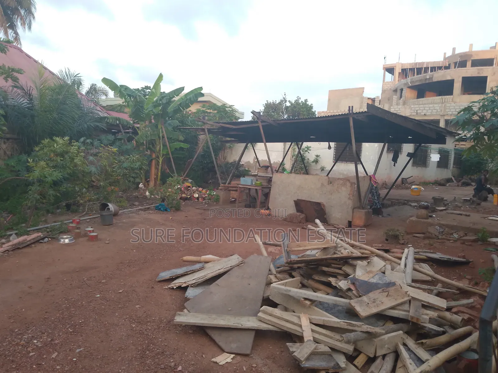 14bdrm House in Dansoman for sale