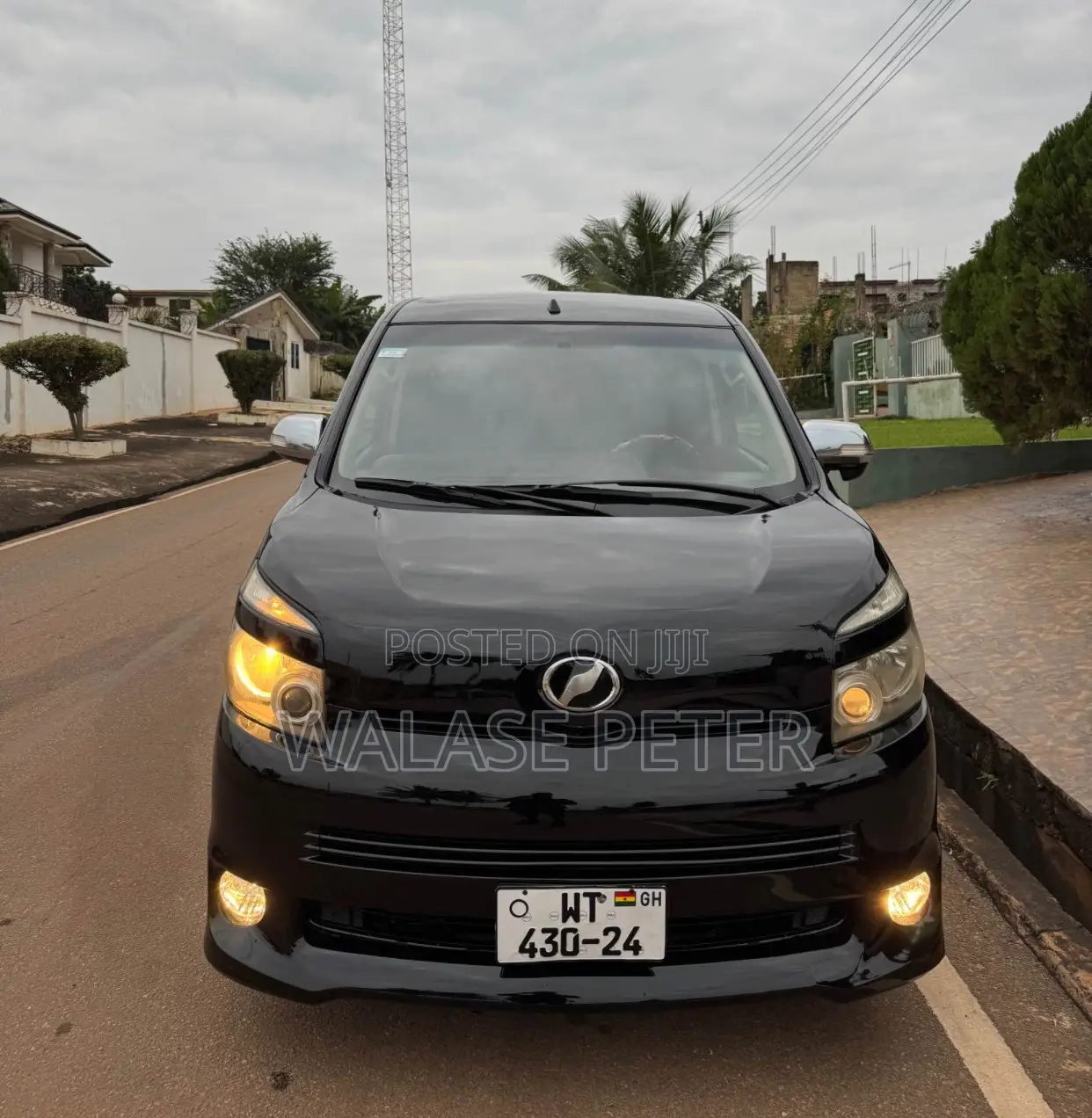Toyota Voxy 2014 Black