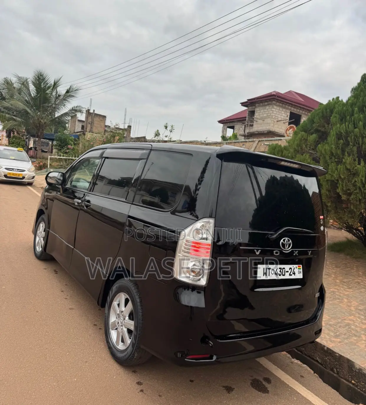 Toyota Voxy 2014 Black
