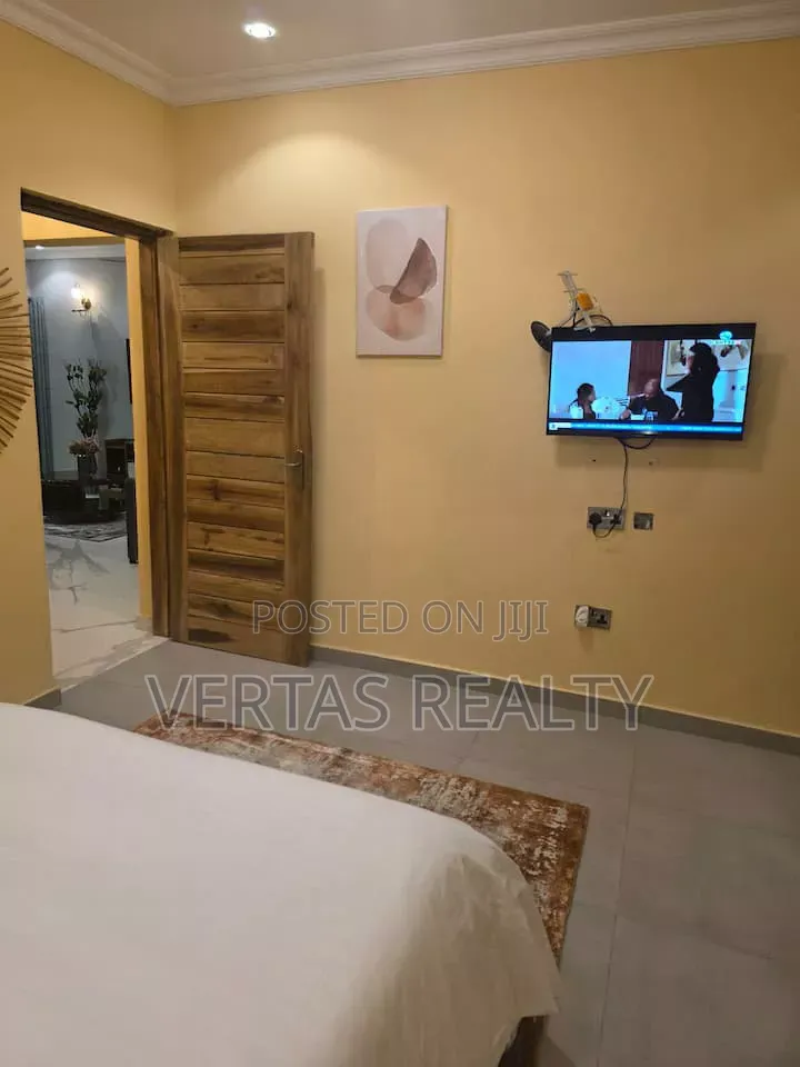 2-Bedroom Apartment, Madina. Short Let/Short Hours