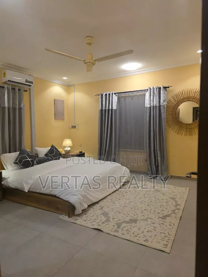 2-Bedroom Apartment, Madina. Short Let/Short Hours