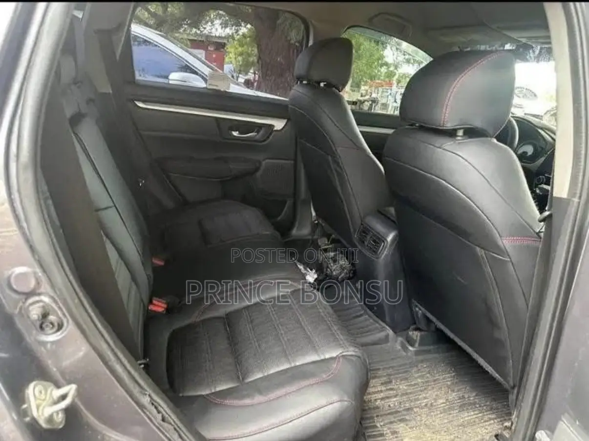 Honda CR-V 2019 Gray