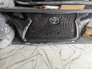 Toyota Highlander Complete Bumper 2017,2018,2019