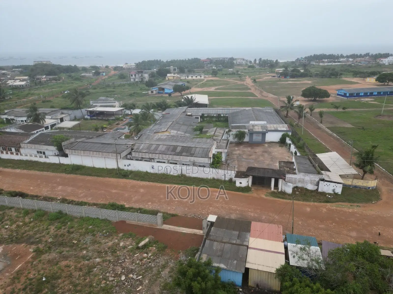8-Plot Commercial Property With Hotel Facilities – Prampram