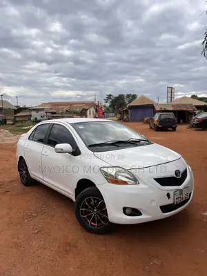 Toyota Belta 2010 White