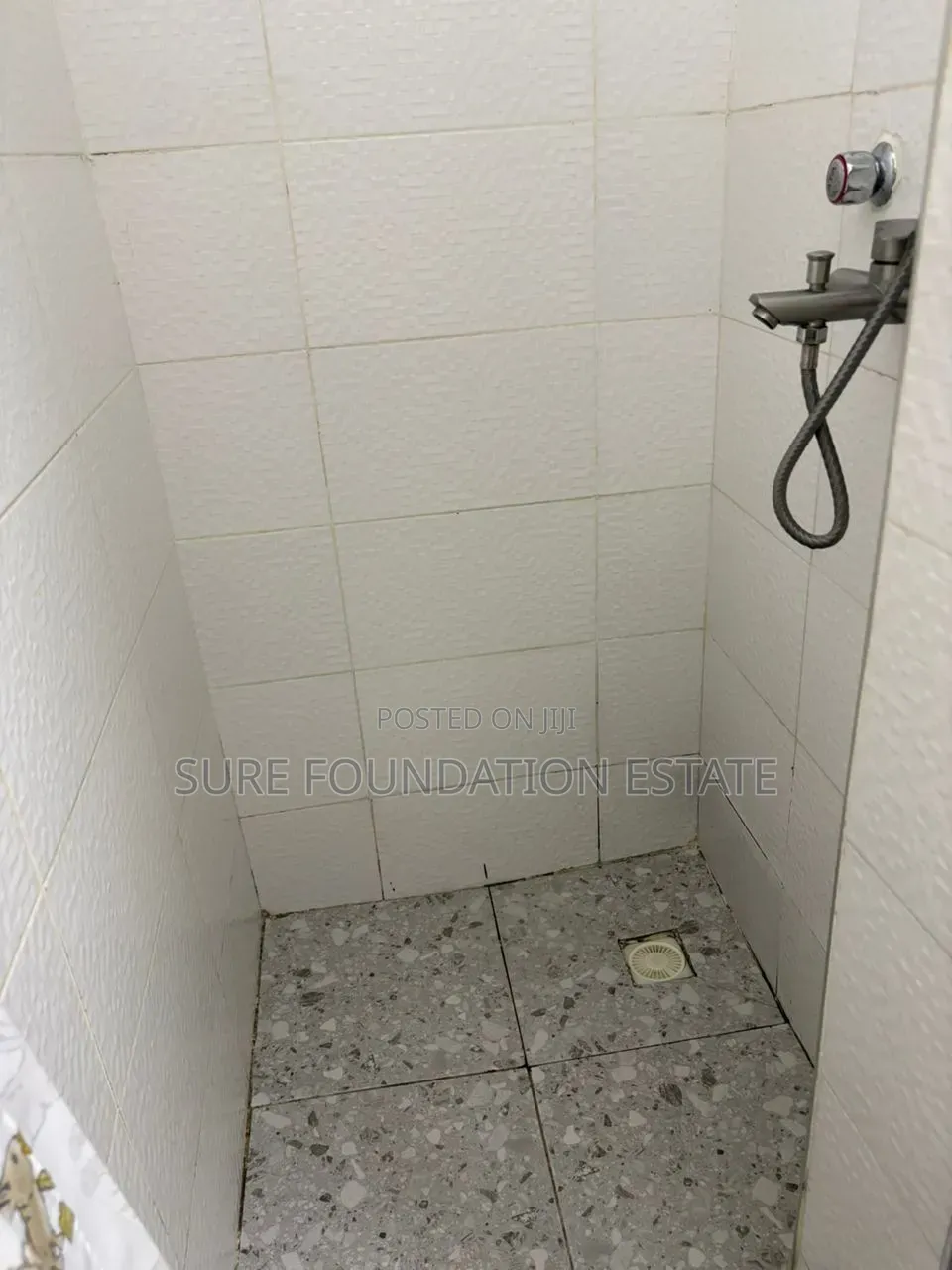 Furnished 1bdrm Apartment in Dansoman for sale