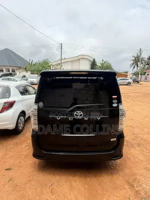 Toyota Voxy ZS Kirameki III 2WD 8-Seater 2012 Black