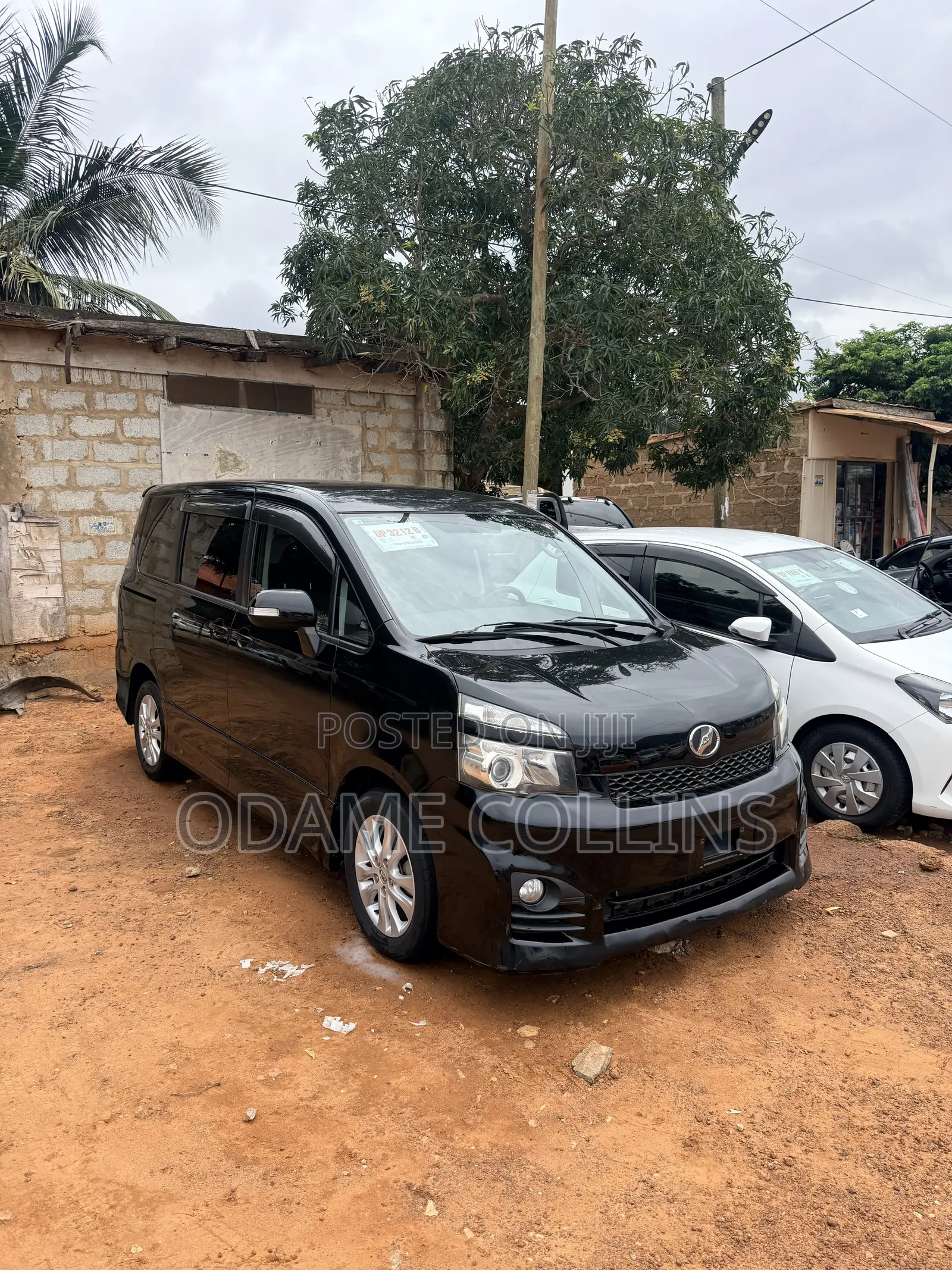 Toyota Voxy ZS Kirameki III 2WD 8-Seater 2012 Black
