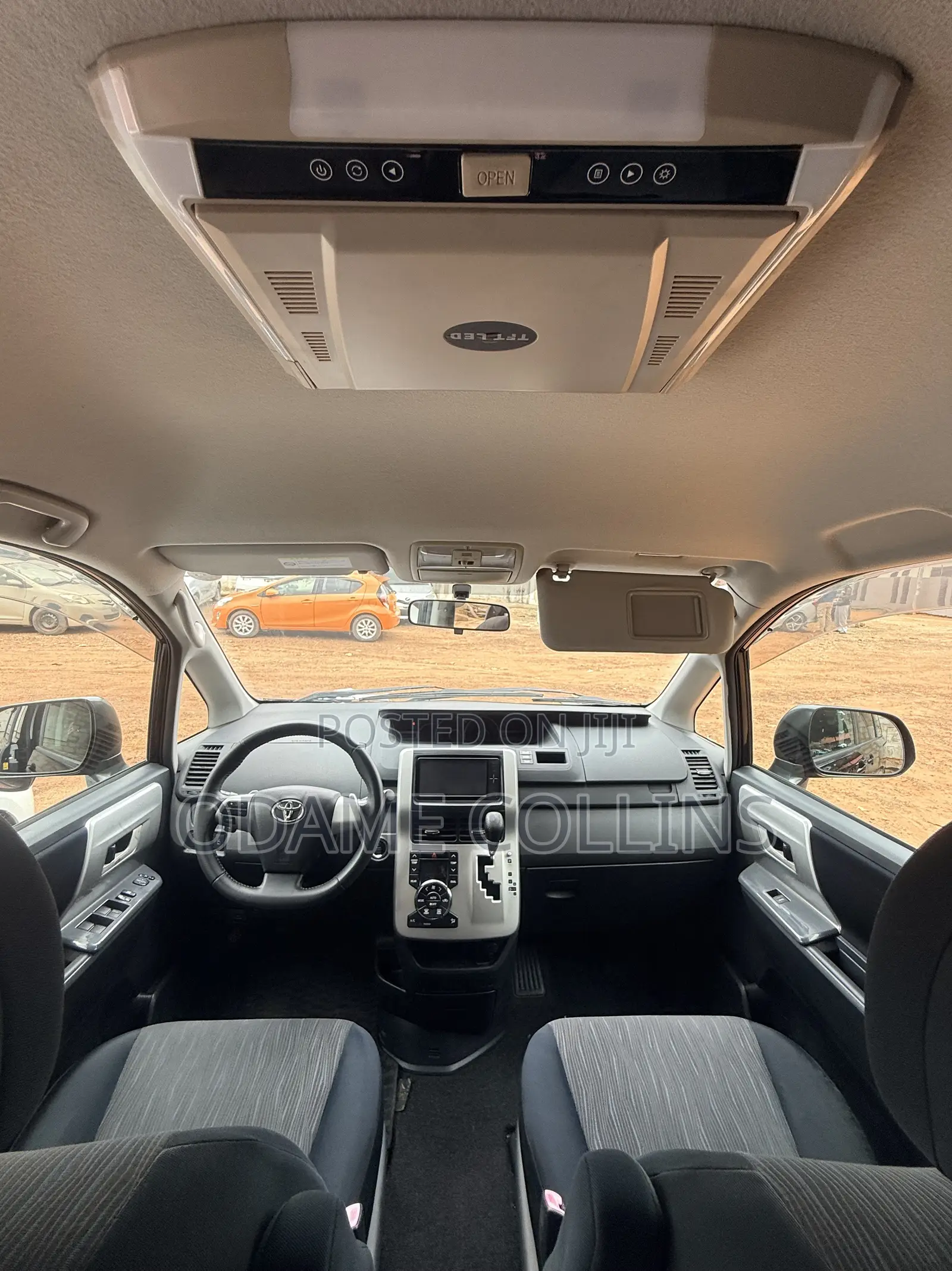 Toyota Voxy ZS Kirameki III 2WD 8-Seater 2012 Black