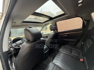 Honda CR-V Touring AWD 2020 Silver