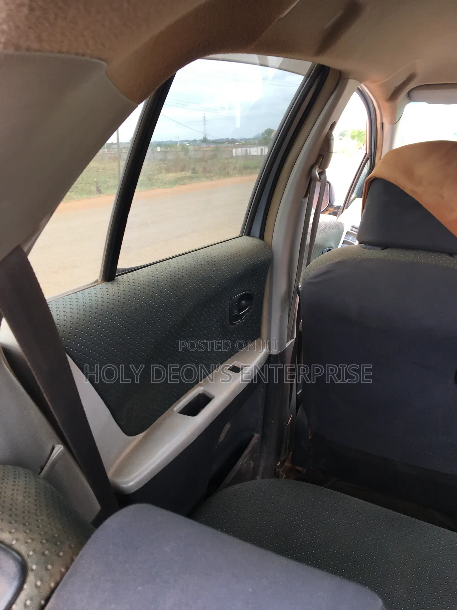 Toyota Vitz 1.3 AWD 5dr 2010 Silver