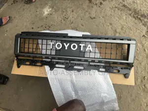 Land Cruiser Prado Front Grill 2024,2025,2026