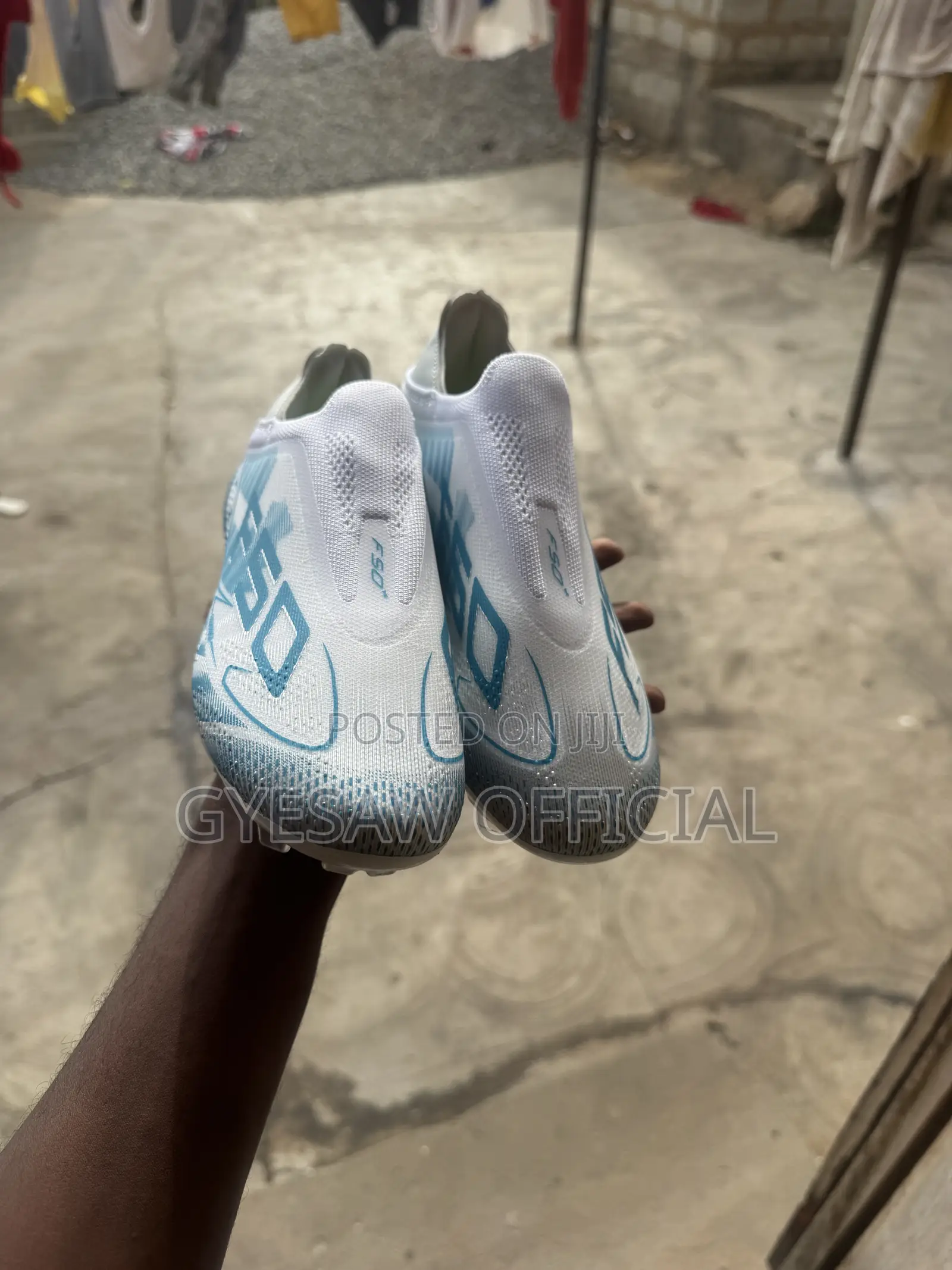 Brand New Laceless Football Boots / Cleats (EU 37)