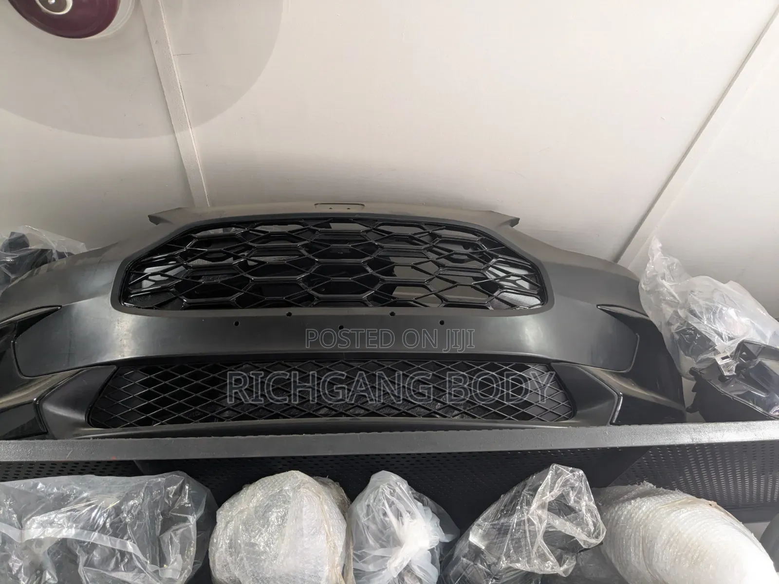 Honda Hrv. Complete Bumper 2023,2024,2025