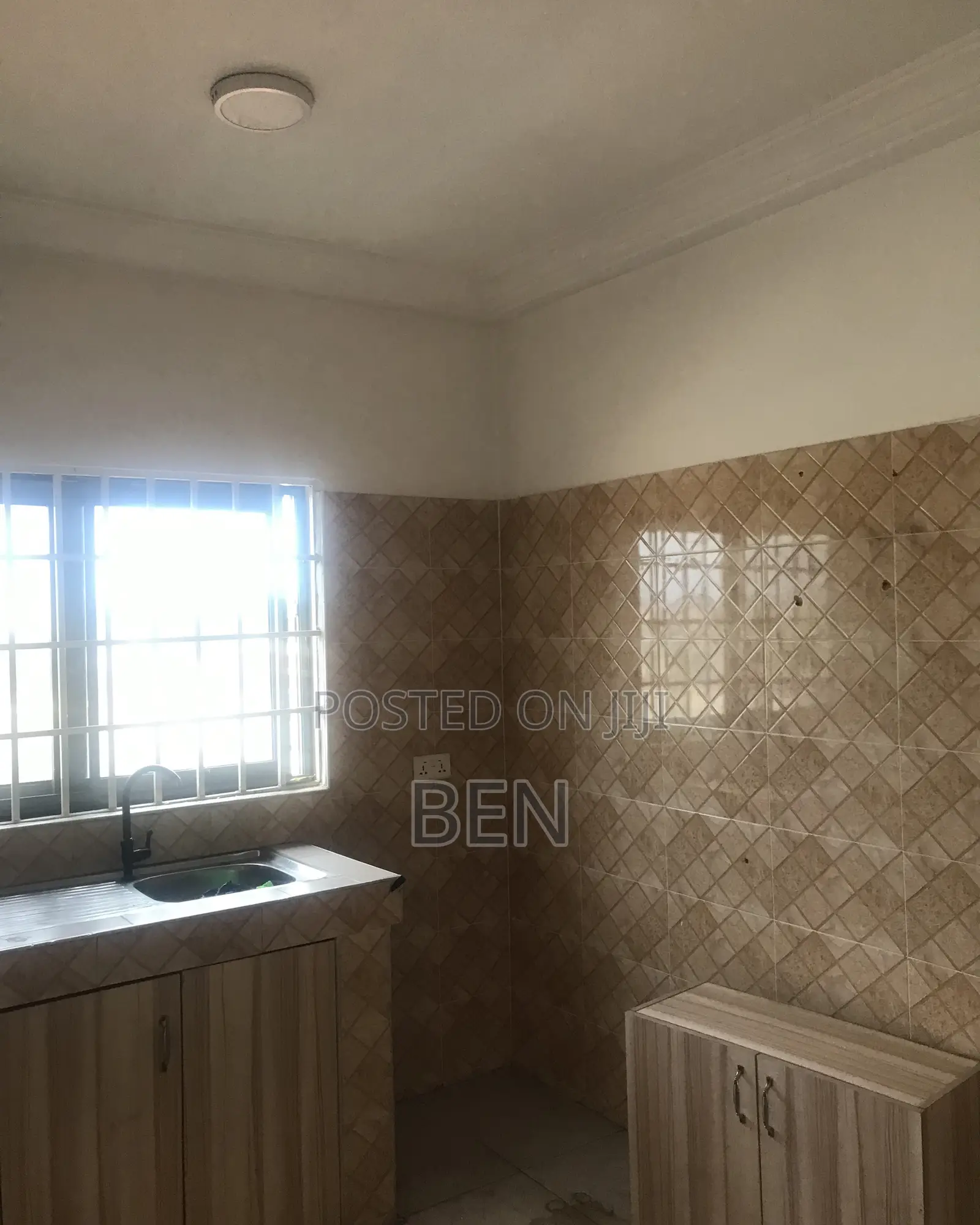 2bdrm Apartment in Nii Boi Town Lapaz, Las Palmas Area for rent