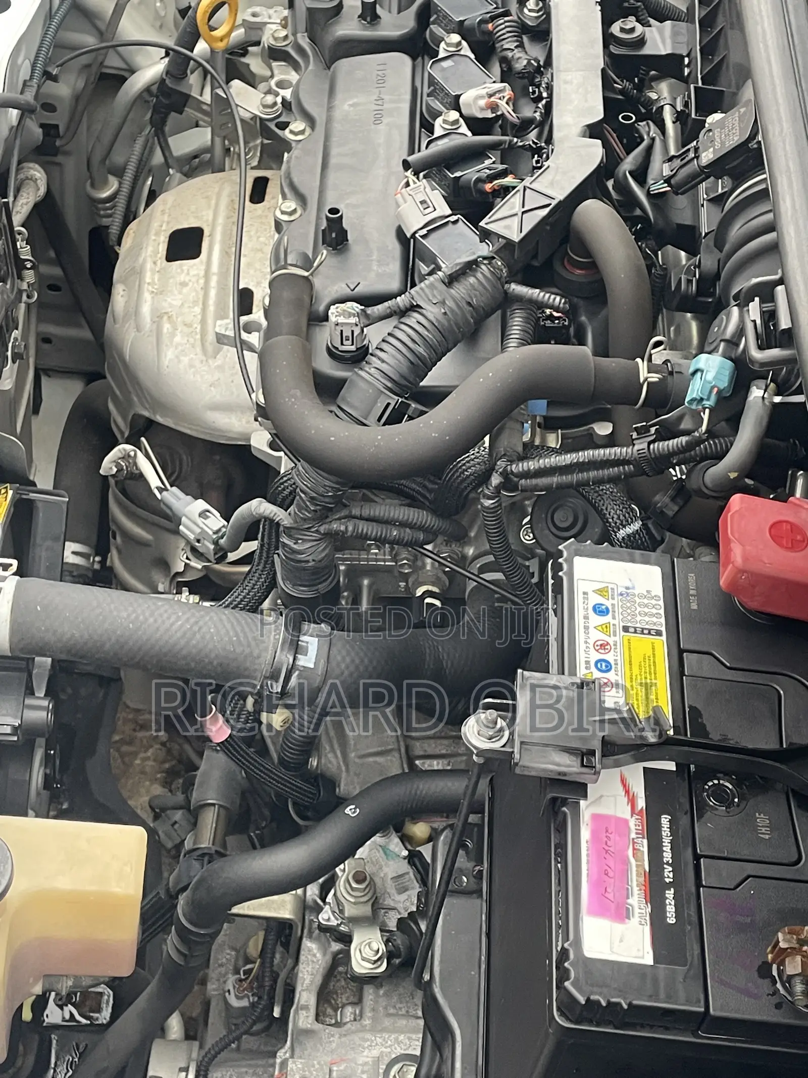 Toyota Vitz 1.3 FWD 3dr 2013 Silver