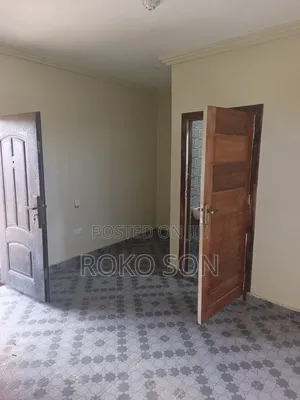 Mini Flat in Dr Roko, Pentecost for rent