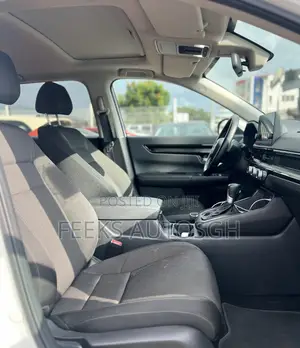 Honda CR-V 2025 White