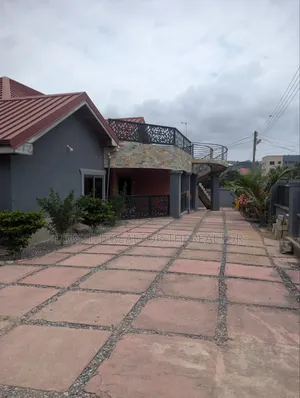 3bdrm Apartment in Pokuase for rent